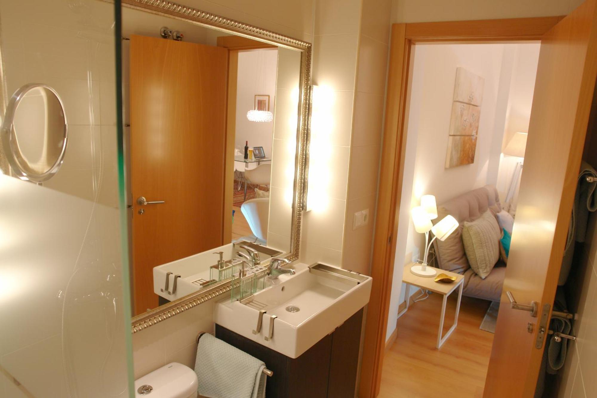 Moderno Y Centrico Apartamento 1 Dormitorio Malaga Bagian luar foto